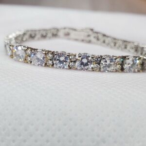 VANNA K (TM) FOR BELLA LUCE (R) 24.10CTW PLATINEVE (R) BRACELET (13.52CTW DEW)